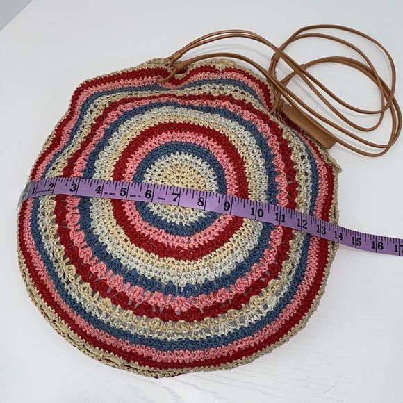 DKNY Circle Woven Boho Style Shoulder Bag - Picture 11 of 13